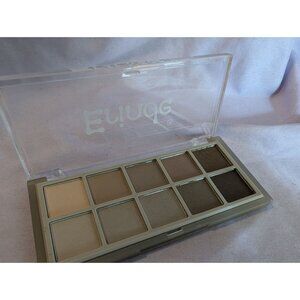 Erinde 10 Colors Eyeshadow Palette With Neutral Tones Cement 04